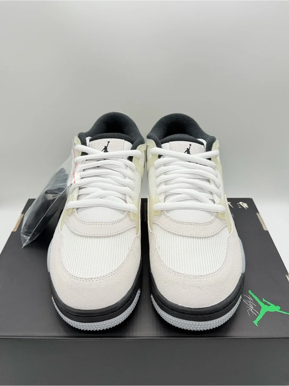Air Jordan 4 RM White Infrared FQ7939-108 Men’s Size 10.5